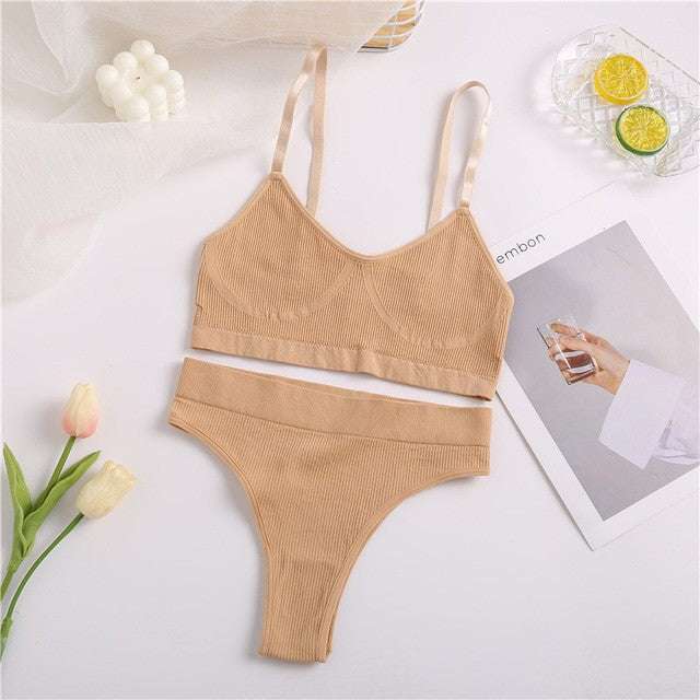 Damen Unterwäsche-Set aus bequemem, elastischem Material mit elegantem Rippen-Design EB