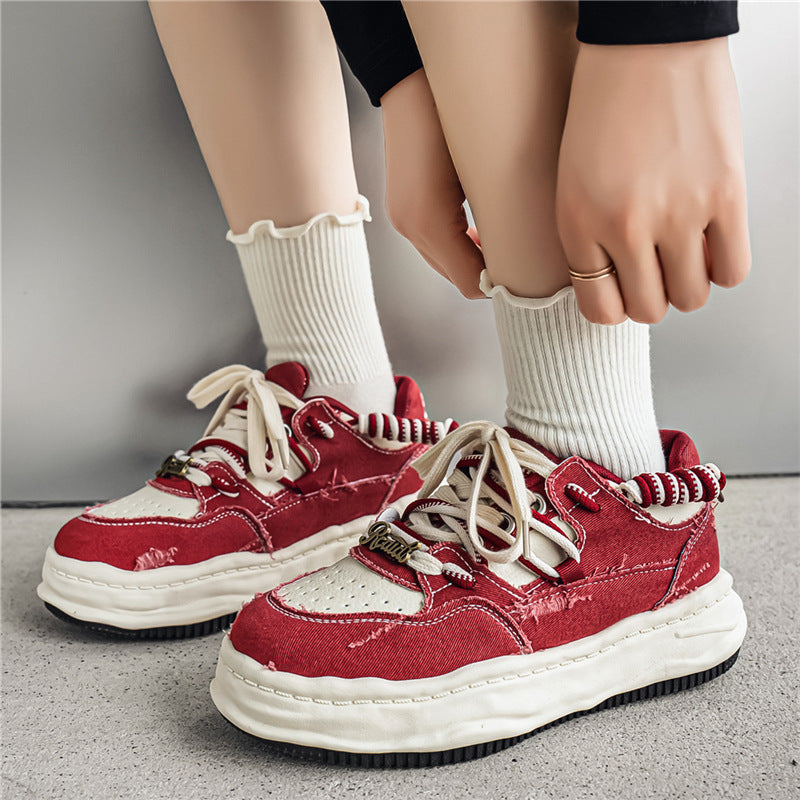 Damen denim-Plateau-Sneaker mit kontrastnähten, wattierter Wellenlaufsohle und verzierten Schnürdetails EB