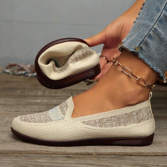 Damen bequeme Slipper aus atmungsaktivem Strickmaterial mit eleganter Zierstickerei EB