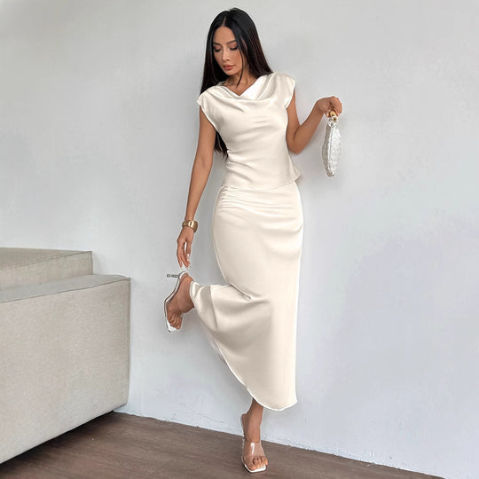Damen elegantes Abendkleid mit fließendem Stoff und raffiniertem Halsausschnitt EB