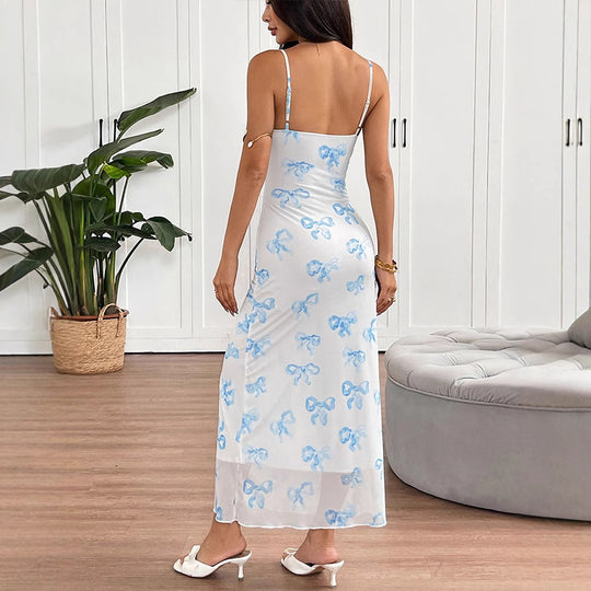 Damen Elegantes Sommerkleid im minimalistischen Stil mit feinen Spaghetti-Trägern EB
