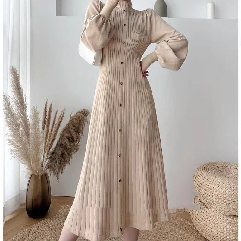 Damen Elegantes, gerippteres Knopfkleid mit langen Ärmeln EB