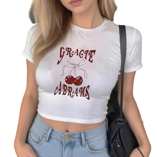 Damen Crop-T-Shirt mit fröhlichem Kirschmuster und verspieltem Schriftzug EB