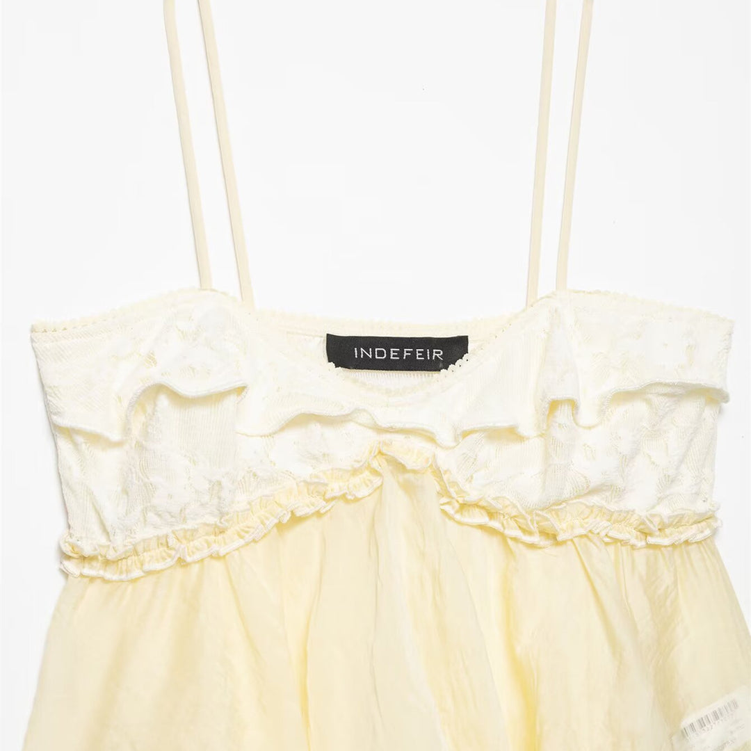 Damen Spitzen-Cami-Top mit zarter Rüsche und fließendem Schnitt EB