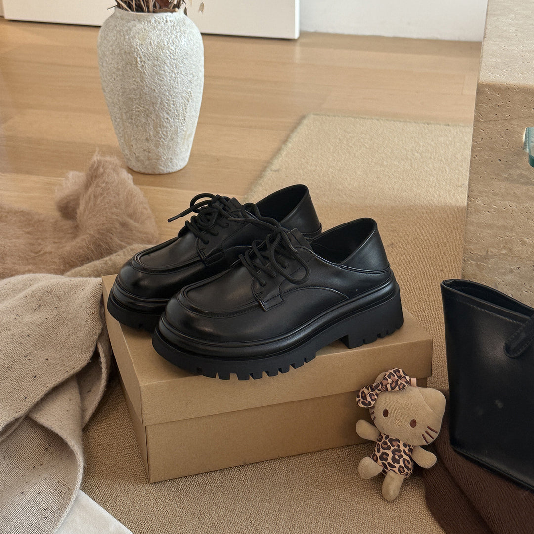 Damen Schnürschuhe im eleganten Design mit stabiler Plateau-Sohle EB