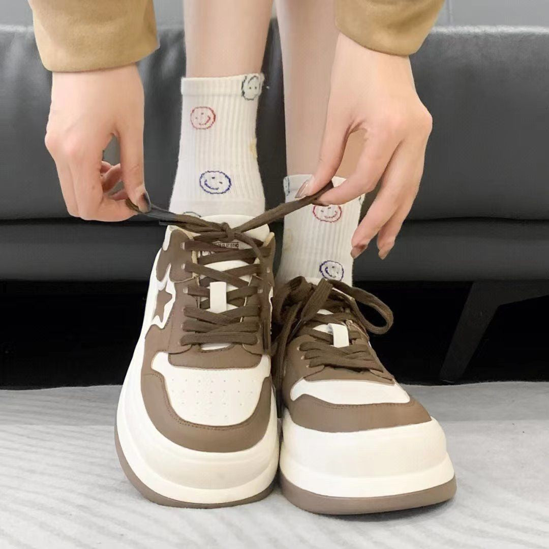 Damen modische Sneakers mit bequemer Sohle und sportlichem Design EB