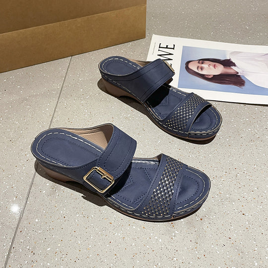 Damen Komfortable Clogs mit hochwertiger Schnallenverzierung EB