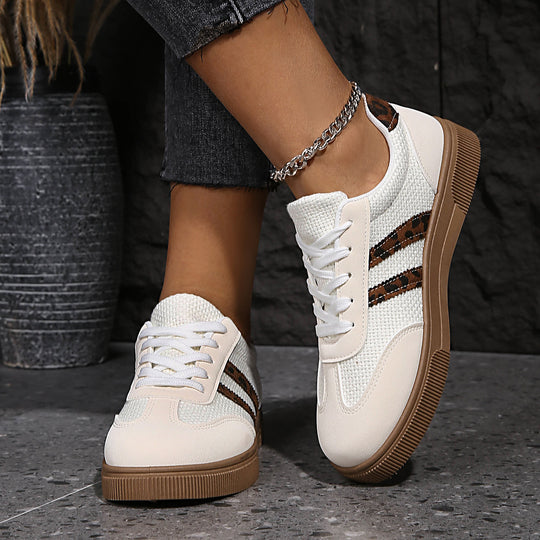 Damen Sneakers im modernen Sportdesign mit eleganten Akzenten EB