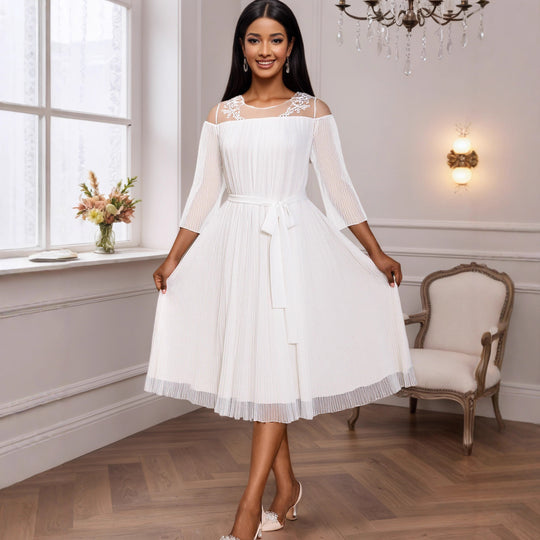 Damen festliches Faltenkleid mit Spitzenakzenten EB