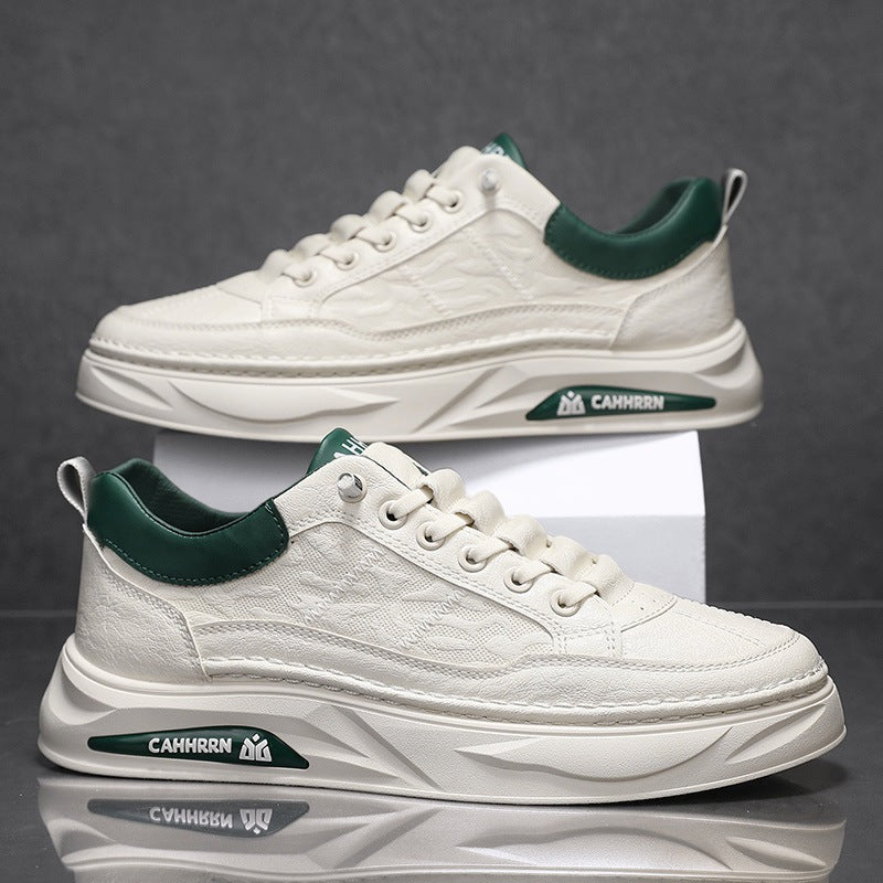 Unisex minimalistische Plateausneaker aus strukturiertem Kunstleder mit gepolstertem Fersenkragen und skulpturierter Außensohle EB