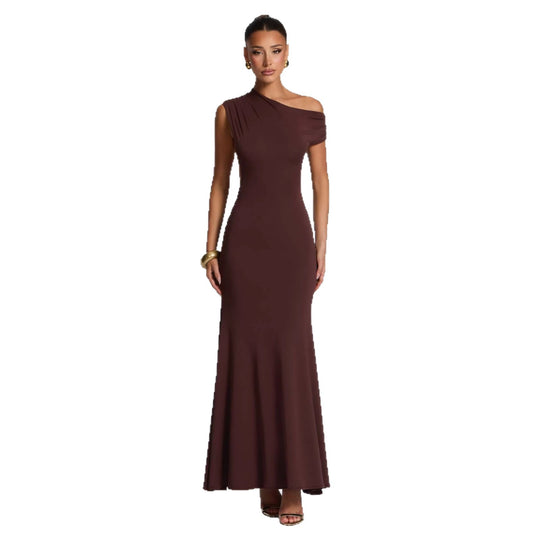 Damen Elegantes asymmetrisches Maxikleid mit schulterfreiem Design EB