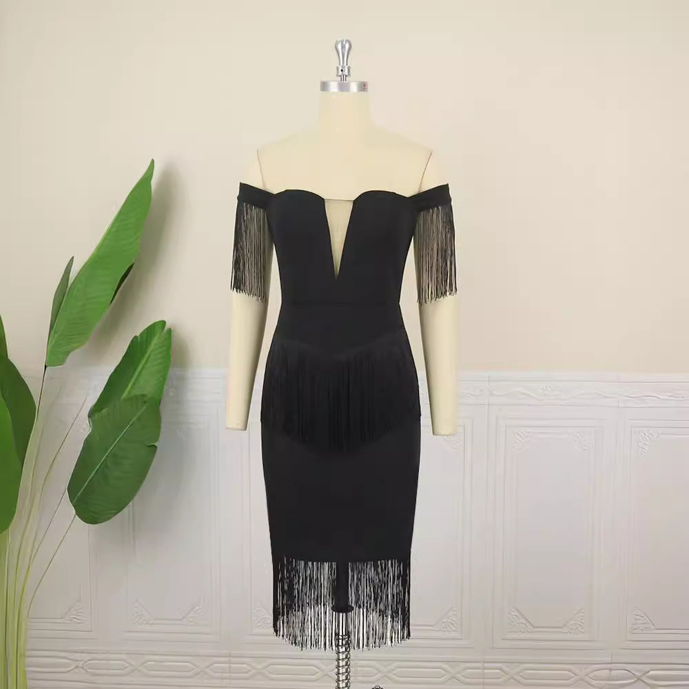 Damen elegantes Cocktailkleid mit Off-Shoulder Design und fransigen Ärmeln EB