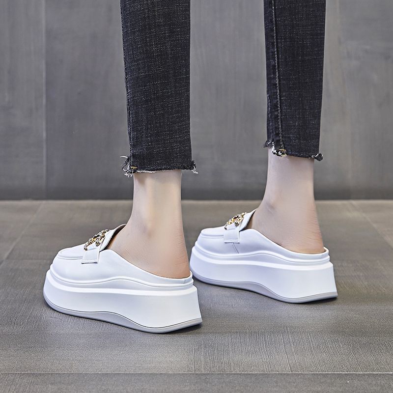 Damen elegante Plateau-Mules mit glänzenden Dekorelementen EB