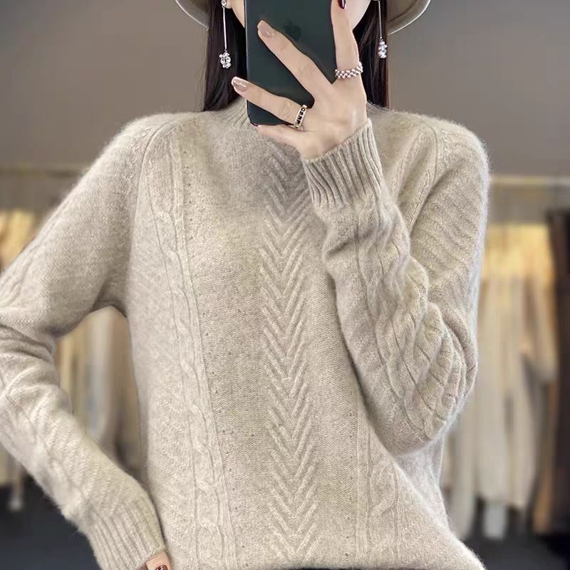 Damen Grobstrickpullover mit Zopfmuster und elegantem Rundhalsausschnitt EB
