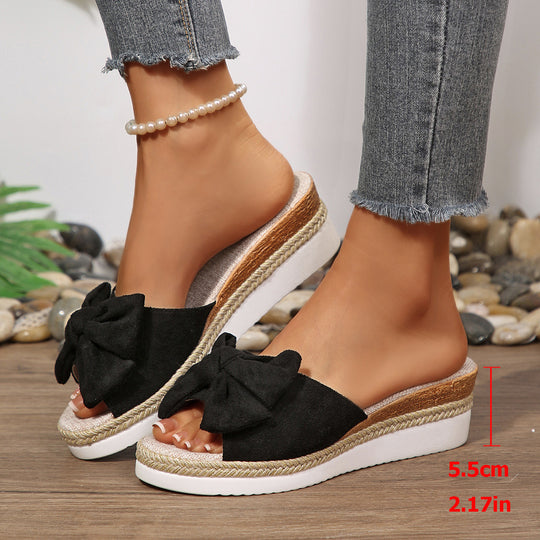 Damen Komfortable Wedge-Pantoletten mit modernen Schleifen und Jute-Detail EB