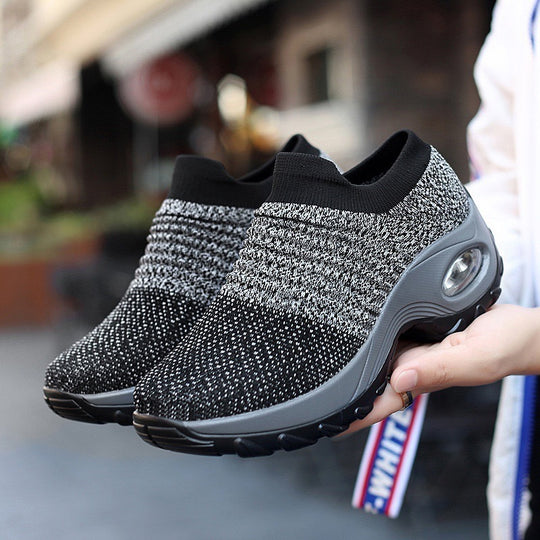 Damen Flexibler Slip-On Sneaker mit atmungsaktiver Strick-Oberfläche und dämpfender Sohle EB