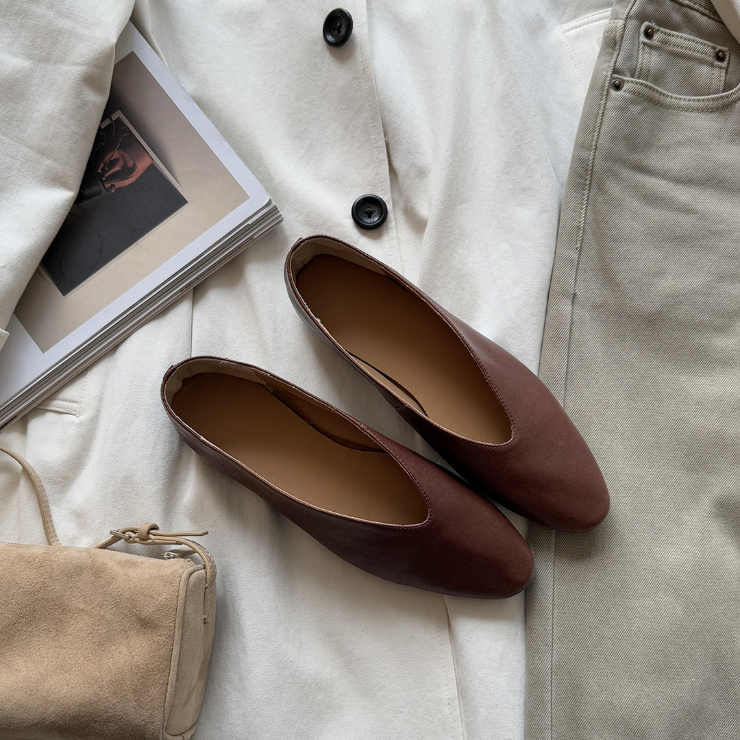 Damen elegant geschnittene Ballerinas aus hochwertigem Leder EB