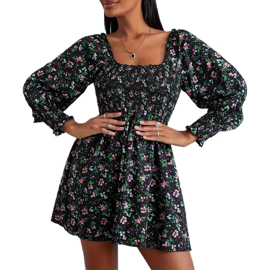 Damen Blumenkleid mit Smock-Details und schwingendem Saum EB