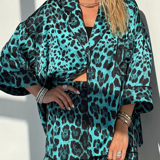 Damen Satin-Kurzarmbluse mit Leopardenmuster und lässigem Schnitt EB