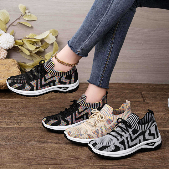 Damen nan gestrickter Sockensneaker mit Jacquard-Muster, elastischem Schaft, integrierter Schnürung und stoßdämpfender Profilsohle EB