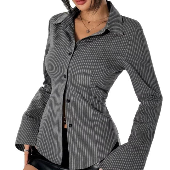 Damen Taillierte Nadelstreifen-Bluse mit ausgestellten Manschetten EB
