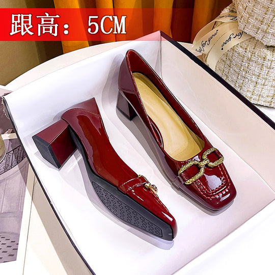 Damen Elegante Blockabsatz Pumps mit detailverzierter Schnalle EB
