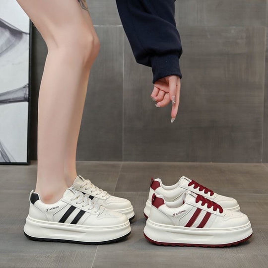 Damen Sportliche Sneakers mit modischer Plateausohle und atmungsaktiver Obermaterialstruktur EB