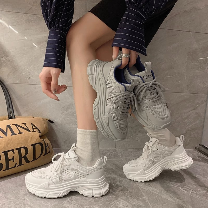 Damen Sportliche Lauf-Sneaker mit atmungsaktiver Mesh-Oberfläche und dämpfender Sohle EB