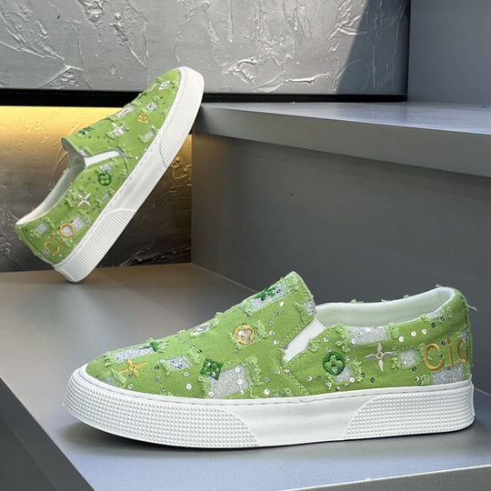 Damen Slip-On Sneakers mit buntem besticktem Design EB