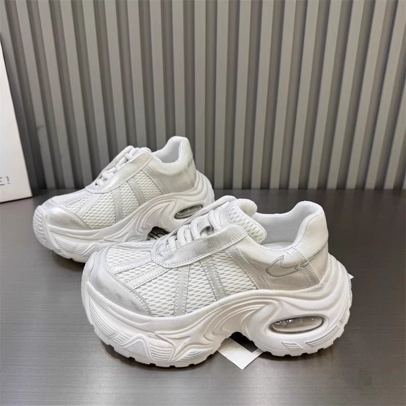 Damen Sportliche Chunky Sneakers mit atmungsaktiven Mesh-Einsätzen EB