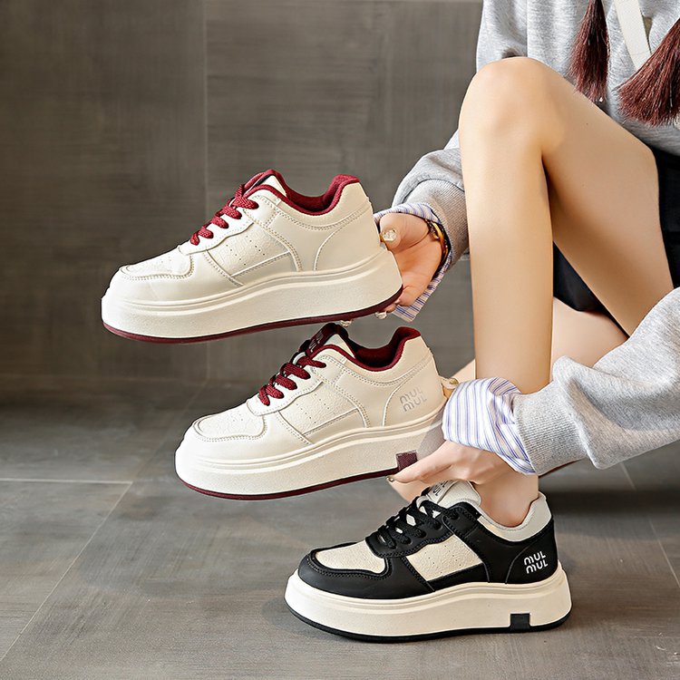 Damen modische Sneakers mit dicker Laufsohle und sportlichem Obermaterial EB