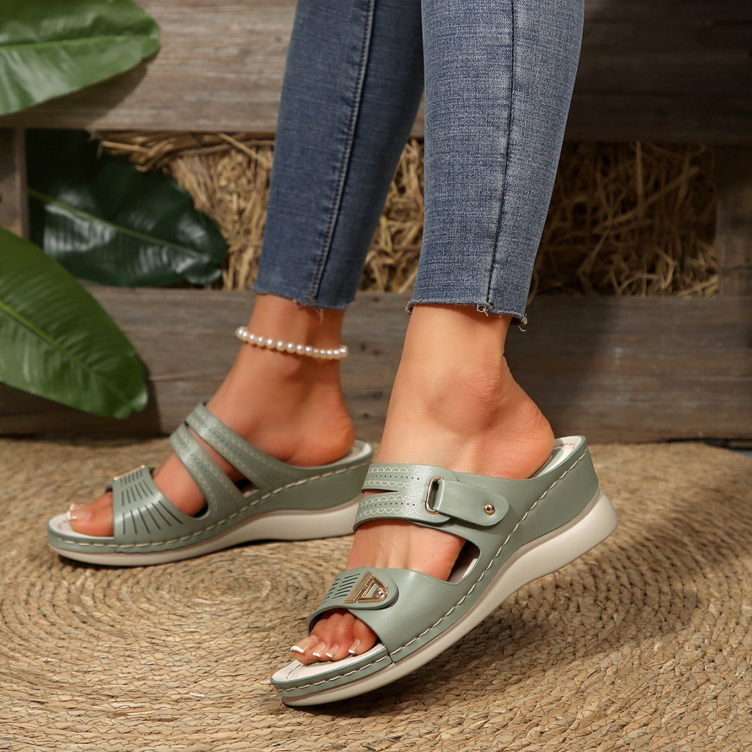 Damen Riemensandalen mit verstellbarem Riemendesign und ergonomischem Fußbett EB