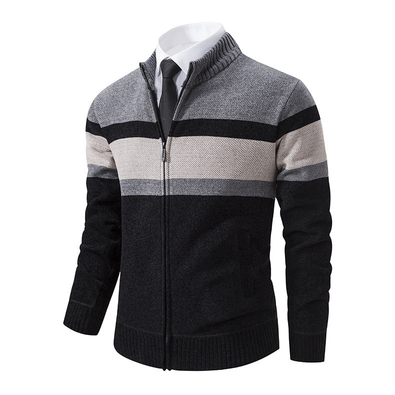Herren Strickjacke mit hohem Kragen und innovativem Zip EB