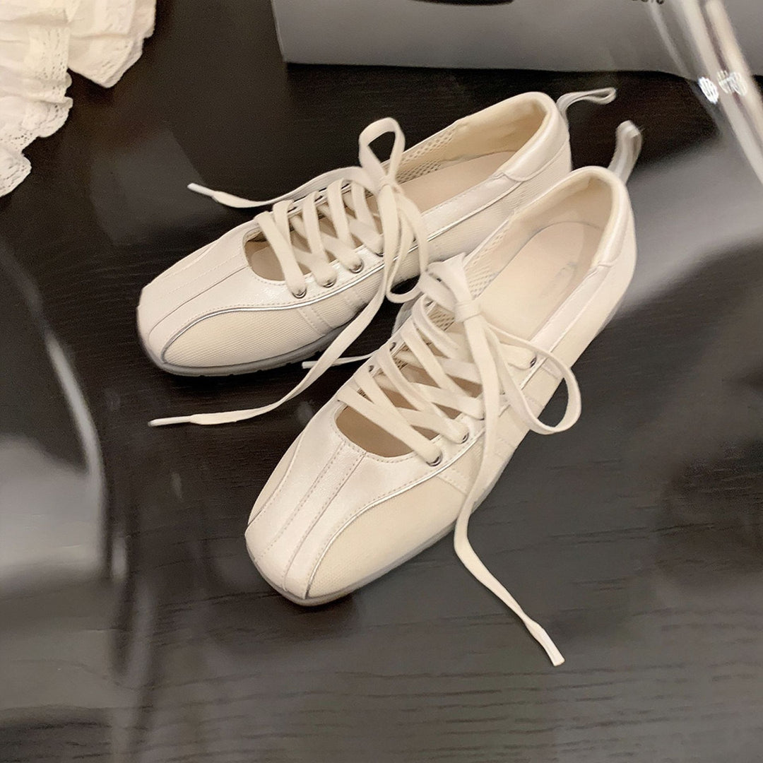 Damen Sportliche Schnürschuhe mit atmungsaktiver Obermaterialstruktur und rutschfester Sohle EB