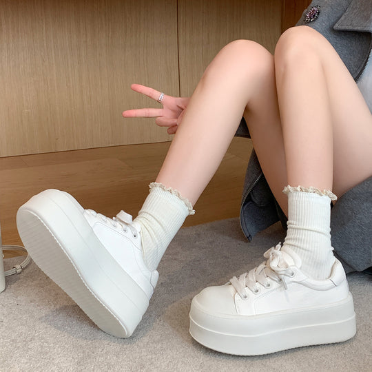 Damen Plattform-Sneaker mit atmungsaktiver Oberfläche und modischem Design EB