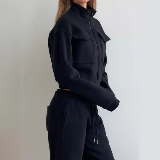 Damen moderner Zip-Hoodie und weite Sporthose EB