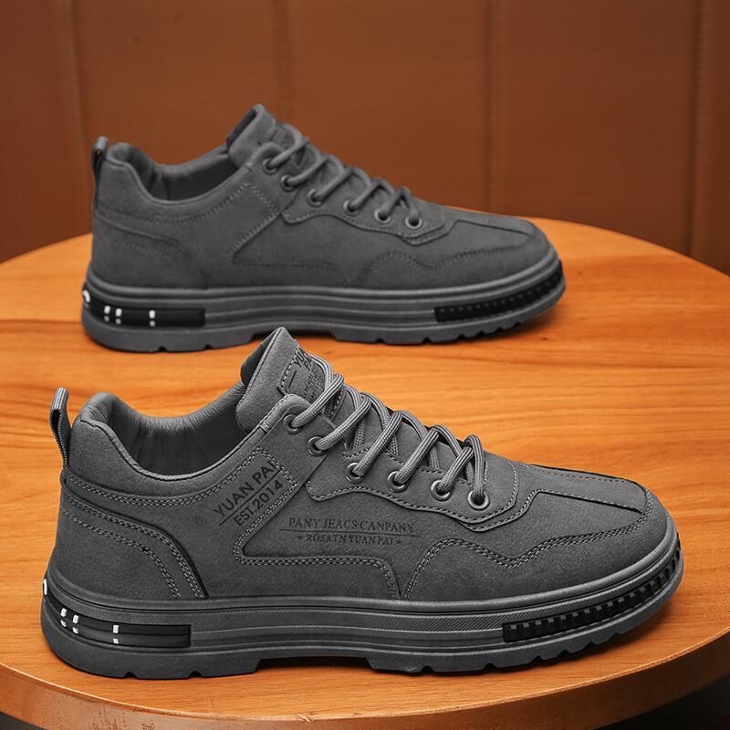 Damen Modische Sneaker mit dämpfendem Sohlenprofil und strapazierfähigem Obermaterial EB