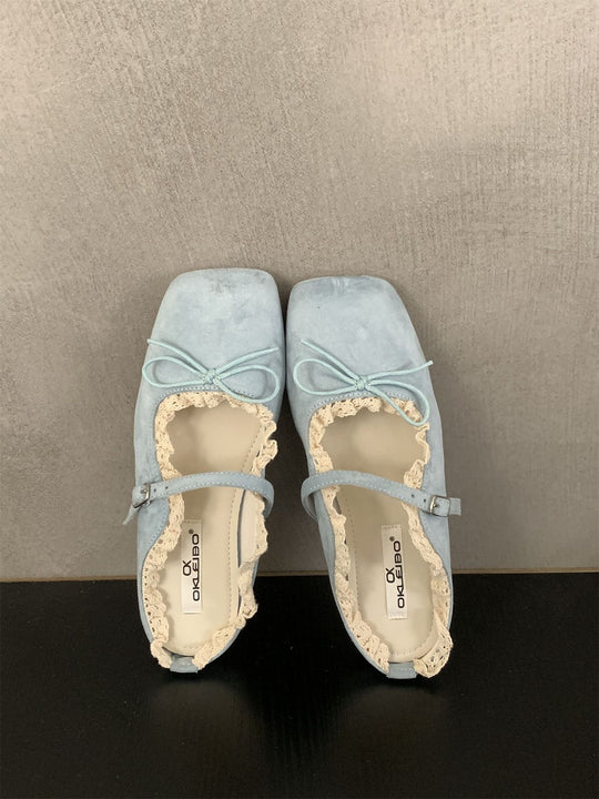 Damen elegante Ballerinas mit zartem Riemchen und Spitzenbesatz EB