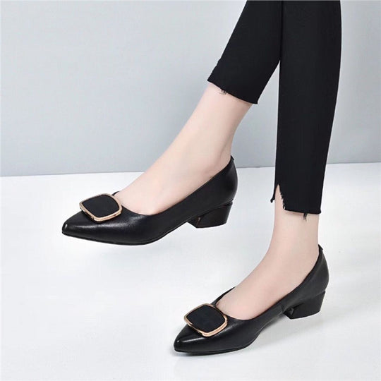 Damen Elegante Pumps mit glänzendem Schmuckdetail EB
