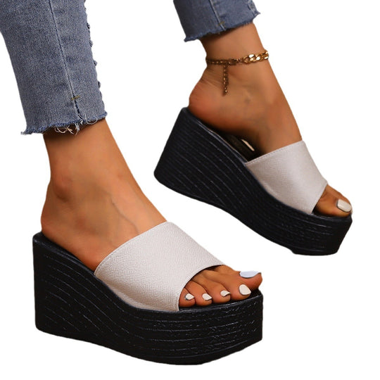 Damen Wedge-Pantoletten mit elegantem Schnitt und komfortabler Sohle EB