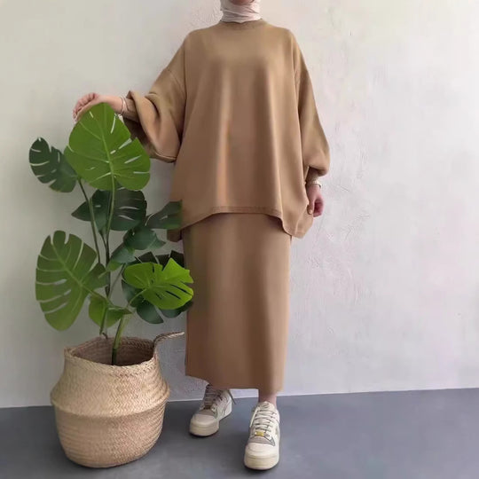 Damen Oversized Sweatshirt mit edlem Midi-Rock EB
