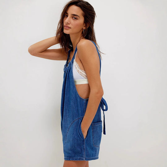 Damen Denim-Jumpsuit mit verspieltem Schnitt und verstellbaren Trägern EB