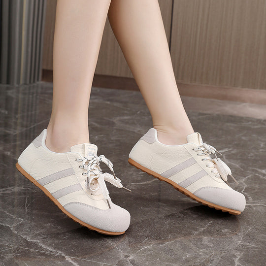 Damen modische Sneakers mit sportivem Veloursleder-Obermaterial und rutschfester Laufsohle EB
