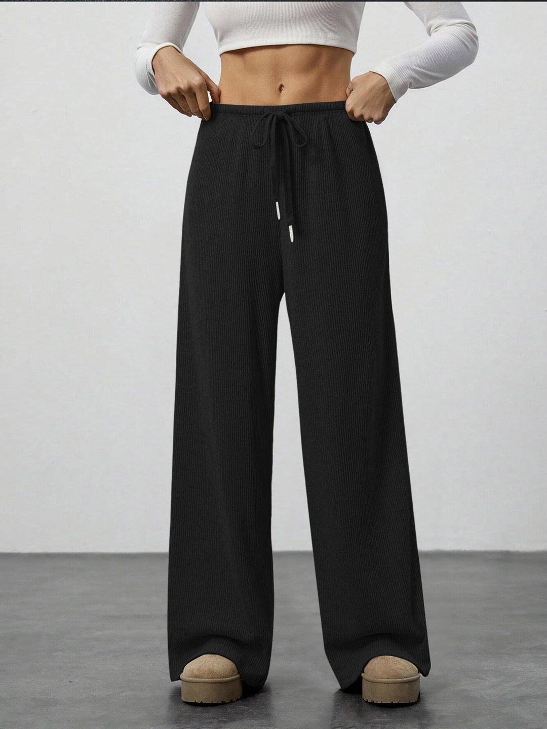 Damen Weit geschnittene Relax-Hose aus elastischem Strickmaterial mit Kordelzug EB