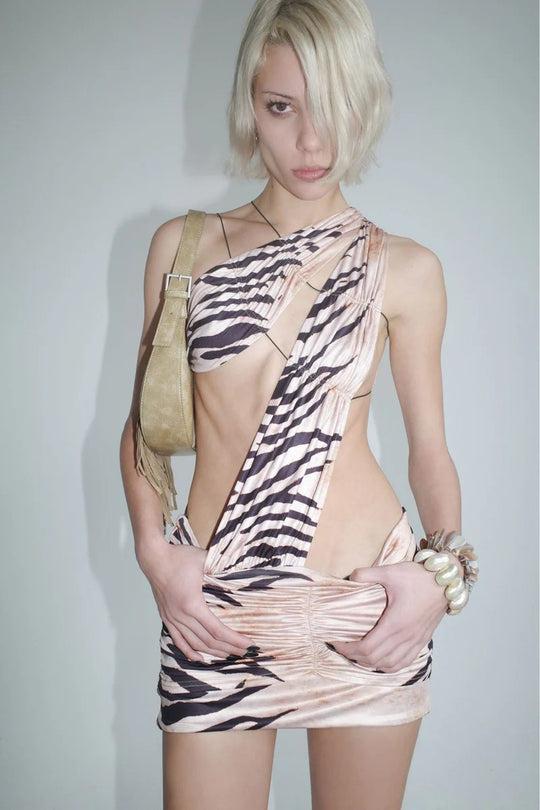 Damen Figurbetontes Minikleid mit asymmetrischen Design EB