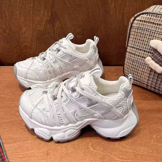 Damen Sportliche Schnür-Sneaker mit atmungsaktiven Einsätzen EB