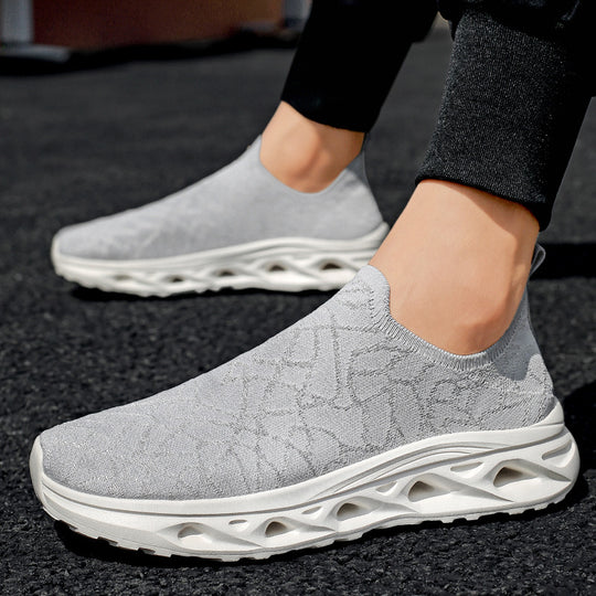 Damen Sportliche Slip-On Sneakers mit atmungsaktiver Oberflächenstruktur und dämpfender Sohle EB