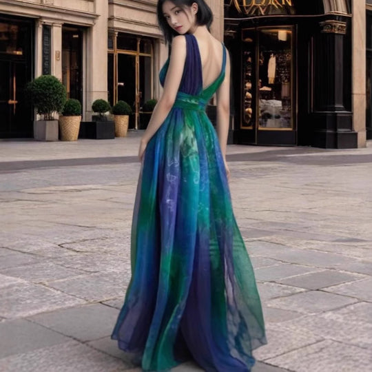 Damen Elegantes Abendkleid mit schimmernden Tüll-Lagen und tiefem V-Ausschnitt EB