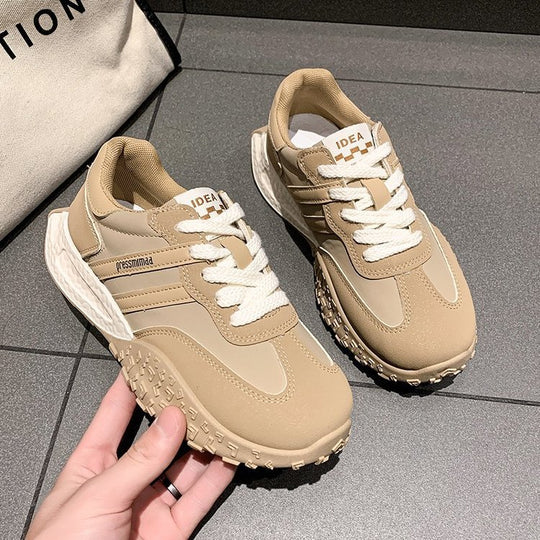 Damen Sportliche und komfortable Sneakers EB