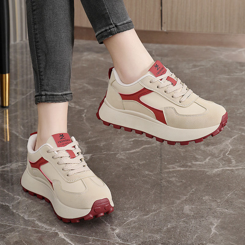 Damen Sportliche Sneaker mit dämpfendem Sohlenprofil und atmungsaktiver Oberflächenstruktur EB